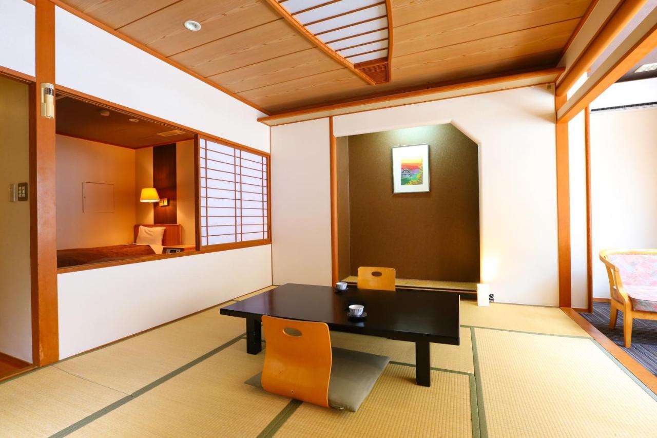 Hotel Ooedo Onsen Monogatari Ikaho Shibukawa Exterior foto